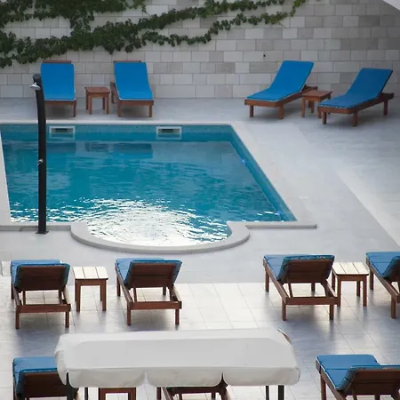 Отель Amorena - Adults Only